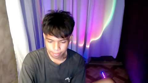 luxirfy online show from April 10, 5:06 pm