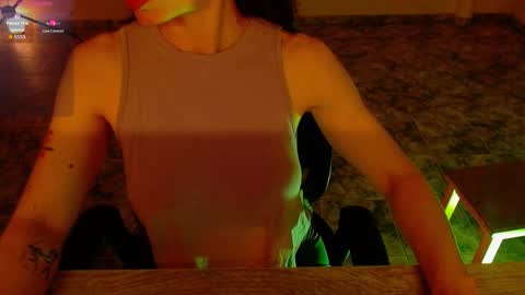 Snapshot of luxurydivine chatting on March 1, 3:08 am Liss online show from March 1, 3:08 am