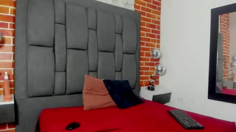 Snapshot of luxuryheavenn chatting on May 11, 7:55 pm luxuryheavenn online show from May 11, 7:55 pm