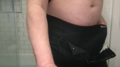 lvguynextdoor440656 online show from April 8, 9:26 pm