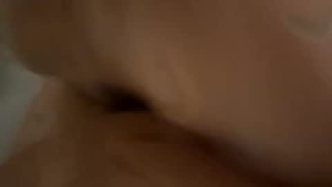 Snapshot of lward92 chatting on March 4, 12:38 am L987654321 online show from March 4, 12:38 am