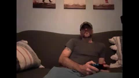 Snapshot of lxplaya81 chatting on September 13, 2:11 am lxplaya81 online show from September 13, 2:11 am