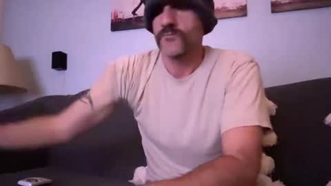 Snapshot of lxplaya81 chatting on October 9, 2:31 am lxplaya81 online show from October 9, 2:31 am