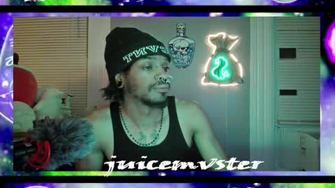 Snapshot of lxrdhxkvgemvsterjuice chatting on October 13, 3:28 am lxrdhxkvgemvsterjuice online show from October 13, 3:28 am