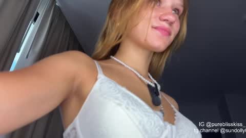 lxsundolyxl_ online show from April 5, 5:15 am