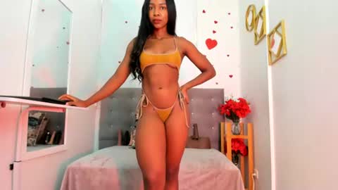 Snapshot of lyabloom chatting on July 7, 7:07 pm LyaBloom online show from July 7, 7:07 pm
