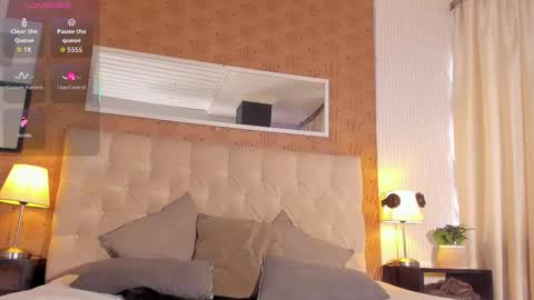 Lyan online show from November 20, 7:46 pm