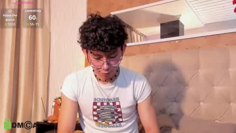 Lyan online show from February 22, 3:18 am