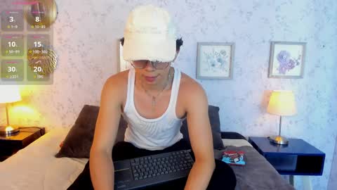 Lyan online show from May 13, 8:06 pm