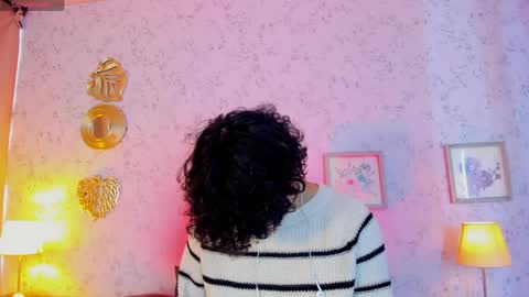 Snapshot of lyan_twink chatting on June 2, 7:38 pm Lyan online show from June 2, 7:38 pm