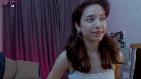 Snapshot of lyanna_tale chatting on November 2, 8:33 pm Lyanna online show from November 2, 8:33 pm