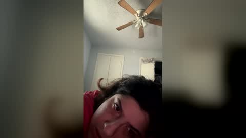 Snapshot of lydiasheer chatting on April 2, 4:15 pm lydiasheer online show from April 2, 4:15 pm