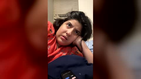 Snapshot of lydiasheer chatting on April 6, 4:57 am lydiasheer online show from April 6, 4:57 am