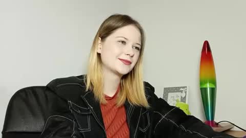 Snapshot of lydiasunny chatting on October 9, 6:28 pm Lydia online show from October 9, 6:28 pm