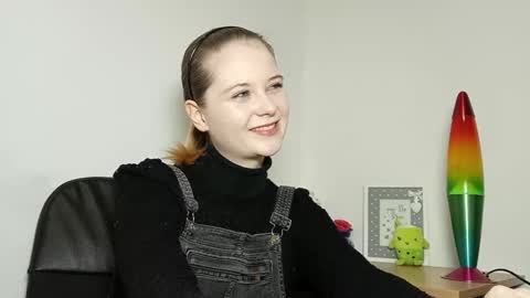 Snapshot of lydiasunny chatting on October 16, 6:31 pm Lydia online show from October 16, 6:31 pm