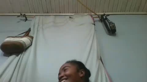 Snapshot of lydie856696 chatting on May 30, 2:30 am lydie856696 online show from May 30, 2:30 am