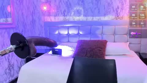 Snapshot of lyen_rae_ chatting on August 1, 6:07 pm Lyen Rae online show from August 1, 6:07 pm