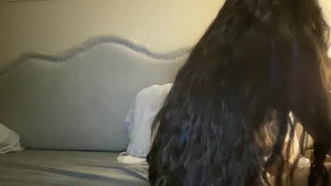 Olivia online show from November 23, 6:57 am