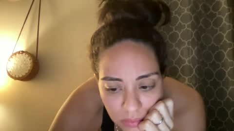 Snapshot of lylajades chatting on July 30, 1:48 am Olivia online show from July 30, 1:48 am