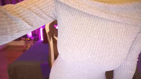 lylanimfa online show from February 7, 7:12 am