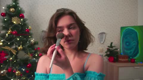 hi im Lyle online show from December 10, 3:20 am