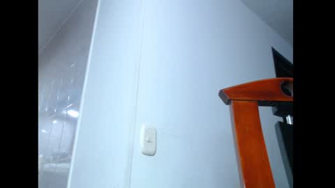 Snapshot of lylii_evans chatting on December 3, 4:14 am lylii_evans online show from December 3, 4:14 am