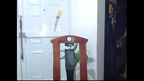 Snapshot of lylii_evans chatting on January 22, 4:02 am lylii_evans online show from January 22, 4:02 am