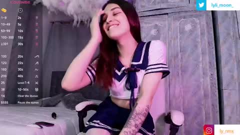 Snapshot of lylita_moon chatting on October 9, 3:15 am Littl online show from October 9, 3:15 am