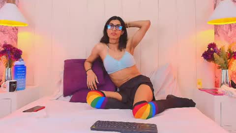 Snapshot of lylith_606 chatting on June 11, 12:32 am Lilith loki online show from June 11, 12:32 am