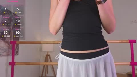 Lyly   online show from July 8, 5:56 am