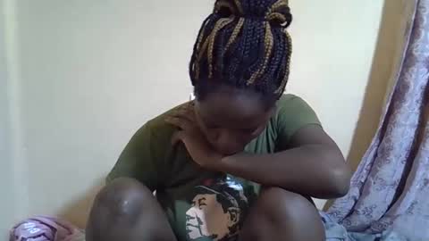 lyn_anna online show from November 17, 11:49 am