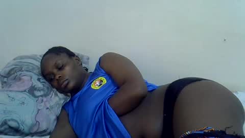 Snapshot of lyn_anna chatting on June 18, 9:14 am lyn_anna online show from June 18, 9:14 am