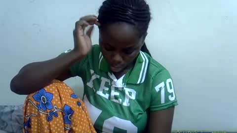 Snapshot of lyn_anna chatting on July 12, 11:51 pm lyn_anna online show from July 12, 11:51 pm