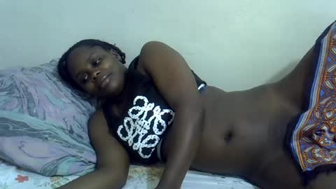 Snapshot of lyn_anna chatting on July 16, 10:27 pm lyn_anna online show from July 16, 10:27 pm