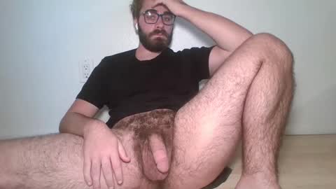 Snapshot of lynchian14 chatting on September 29, 6:24 pm lynchian14 online show from September 29, 6:24 pm