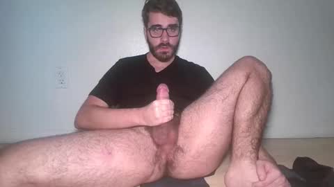 Snapshot of lynchian14 chatting on October 24, 12:19 am lynchian14 online show from October 24, 12:19 am