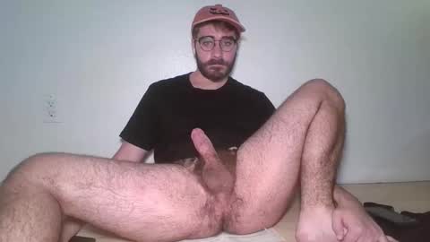 Snapshot of lynchian14 chatting on October 31, 11:06 pm lynchian14 online show from October 31, 11:06 pm