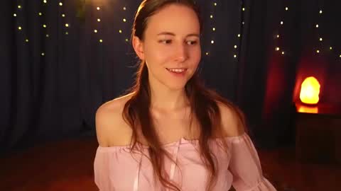 Lynn online show from February 14, 5:14 pm