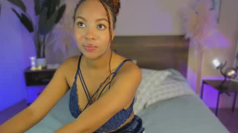 Snapshot of lynncute chatting on June 8, 4:13 am Law online show from June 8, 4:13 am