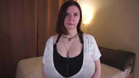 Lola online show from April 9, 5:40 pm