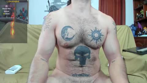 Snapshot of lyon_white chatting on September 15, 11:43 am Lyon White online show from September 15, 11:43 am