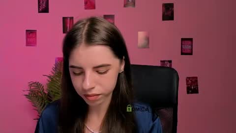 Snapshot of lyra_desire chatting on July 15, 9:03 am lyra_desire online show from July 15, 9:03 am