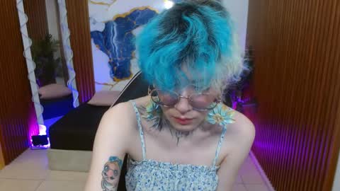 lyra_tay online show from April 21, 7:06 pm