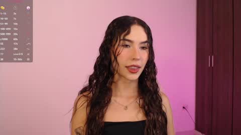 Snapshot of lzzyink chatting on June 17, 8:17 am lzzyink online show from June 17, 8:17 am