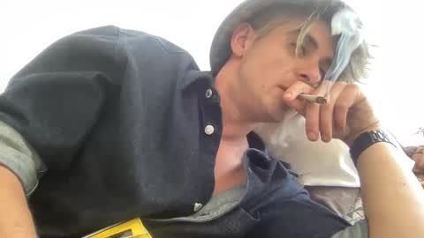 M00nshine710 online show from October 6, 4:37 pm