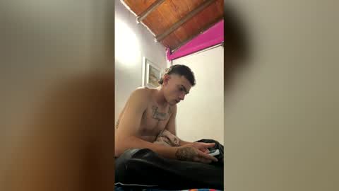 m0ntana777 online show from January 12, 8:47 pm