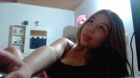 mila online show from May 14, 3:46 am