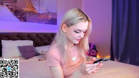 Snapshot of m1m1_angels chatting on March 3, 1:23 am Mimi GTM1 0200am-0945am Mon Tue Wed Thu Fri online show from March 3, 1:23 am