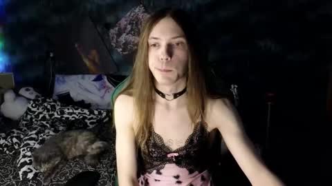 Snapshot of m1shq chatting on March 1, 9:48 pm m1shq online show from March 1, 9:48 pm