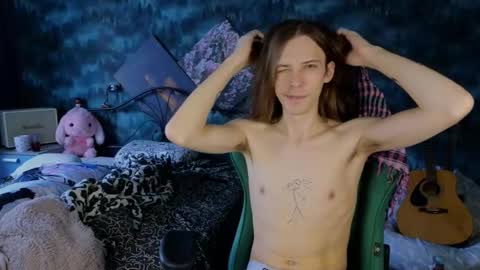 Snapshot of m1shq chatting on September 14, 3:00 pm m1shq online show from September 14, 3:00 pm